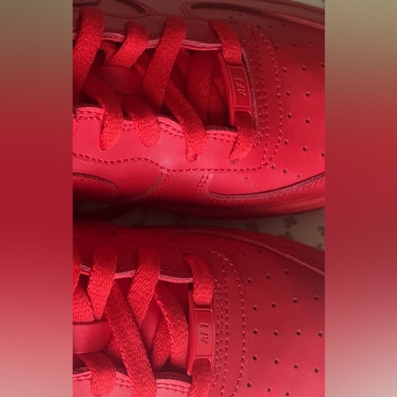 Red 2021 Nike AF1s New in box 6.5Y - Picture 8 of 8